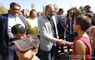 PM visits enterprises in Armavir and Aragatsotn marzes of Armenia