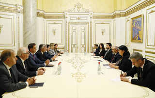 The Prime Minister receives the parliamentary delegation of Argentina