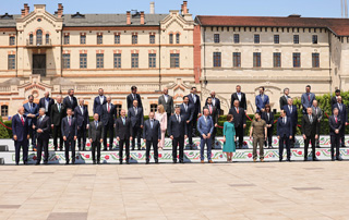 Премьер-министр Пашинян принял участие во Втором саммите Европейского политического сообщества, провел беседы с лидерами ряда стран