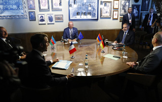 В Кишиневе состоялась пятисторонняя встреча премьер-министра Армении, президента Франции, канцлера Германии, председателя Европейского совета и президента Азербайджана