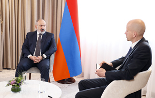 Interview du Premier ministre Nikol Pashinyan à CNN Prima News