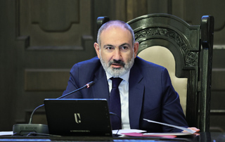 Au cours de cette période, la nécessité d'envoyer une mission d'enquête internationale dans le corridor de Latchine et au Haut-Karabakh est devenue encore plus urgente: Le Premier ministre