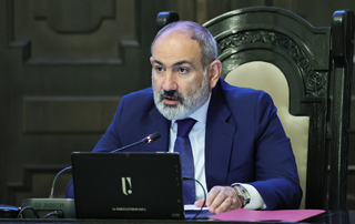 Недопущение ввоза гуманитарного груза подтвердит намерение Баку совершить геноцид в Нагорном Карабахе: премьер-министр