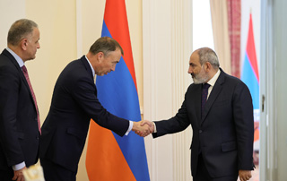 Վարչապետ Փաշինյանն ընդունել է Տոյվո Կլաարին