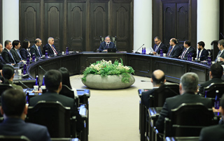 There will no longer be a need to make a note on the validity period in foreign countries in the old sample passports

