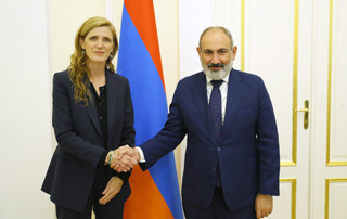 Премьер-министр Пашинян принял делегацию во главе с руководителем USAID Самантой Пауэр