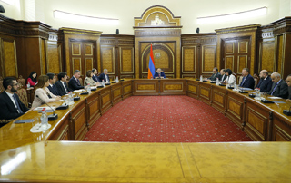 Our compatriots forcibly displaced from Nagorno-Karabakh should open card accounts to receive financial support. Support programs and further steps were discussed under the leadership of the Prime Minister