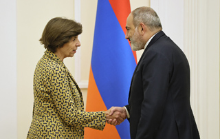 Prime Minister Pashinyan receives French Foreign Minister Catherine Colonna