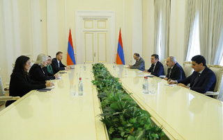 Le Premier ministre Pashinyan a reçu Dunja Mijatović
