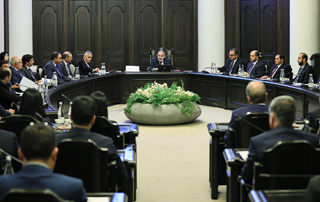 Le gouvernement allouera 2 milliards d'AMD pour fournir un soutien financier à 40 000 personnes déplacées de force du Haut-Karabakh pour le mois d'octobre 