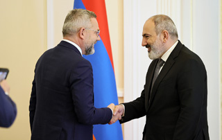 Վարչապետն ընդունել է Բունդեսթագի արտաքին հարաբերությունների հանձնաժողովի նախագահի գլխավորած պատվիրակությանը