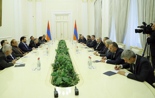 Prime Minister Pashinyan received the delegation led by the Minister of Urban Development and Road Construction of Iran