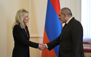 Премьер-министр Пашинян принял делегацию во главе с председателем ПА ОБСЕ