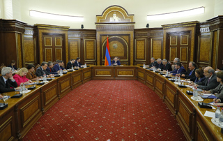 Премьер-министр провел встречу с аккредитованными в Армении послами ЕС и государств-членов ЕС

