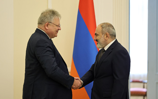Премьер-министр Пашинян принял руководителя Службы внешней разведки ФРГ