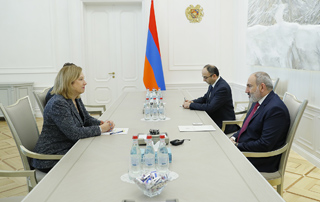 The Prime Minister receives the US Ambassador to Armenia

