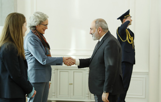 The Prime Minister receives the newly appointed Ambassador of Norway to Armenia