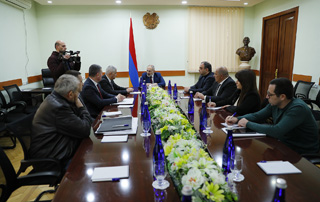 Le Premier ministre: nous avons décidé d'ajuster la frontière dans ces sections non seulement dans l'intérêt de la République d'Arménie, mais aussi pour assurer la sécurité des villages de Voskepar et de Kirants   