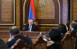 
Le Premier ministre Pashinyan préside une consultation sur la mise en œuvre du budget de l'État pour le premier trimestre 2024

