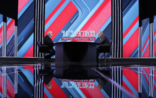 Interview du Premier ministre Nikol Pashinyan avec Petros Ghazaryan

