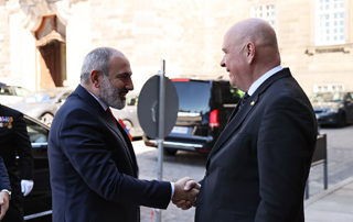 Le Premier ministre Pashinyan a rencontré le Président du Parlement danois, Søren Gade