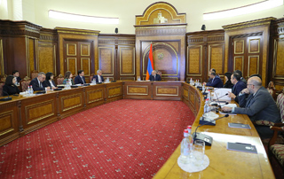 Վարչապետի գլխավորությամբ շարունակվել են Հայաստանի ժողովրդագրական ռազմավարության նախագծի շուրջ քննարկումները