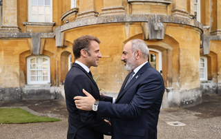 Состоялась встреча Никола Пашиняна и Эммануэля Макрона