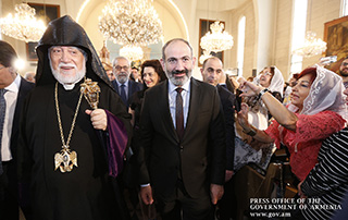 Nikol Pashinyan attends Divine Liturgy on 50th Anniversary of Ordination of His Holiness Aram I, Catholicos of the Great House of Cilicia