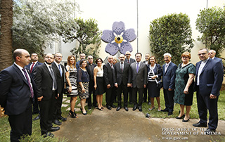 Nikol Pashinyan visits Haigazian University, Bzommar Patriarchal Congregation in Lebanon