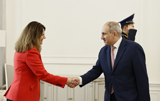 The Prime Minister receives IMF Mission Chief for Armenia
