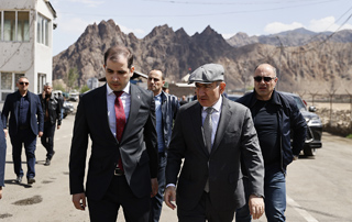 Շարունակվել է վարչապետ Նիկոլ Փաշինյանի այցը Սյունիքի մարզ