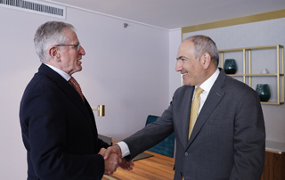 Le Premier ministre a rencontré le président du Сonseil d’administration du GLOBSEC 2025