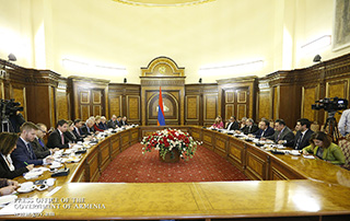 Nikol Pashinyan a reçu les ambassadeurs des Etats membres de l'Union européenne