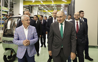 Le Premier ministre a assisté à la cérémonie d’inauguration du centre “Homeplex Mall”