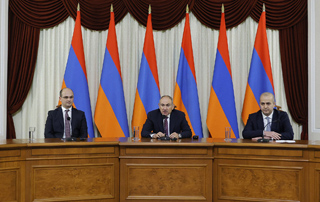 Վարչապետն ԱԱԾ աշխատակազմին է ներկայացրել  նորանշանակ տնօրենին