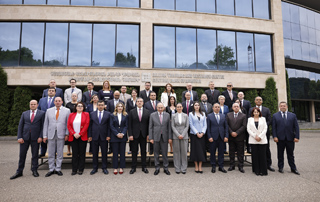 Premier ministre:  la politique du gouvernement est de faire preuve de tolérance zéro à l’égard de la corruption et des manifestations de corruption