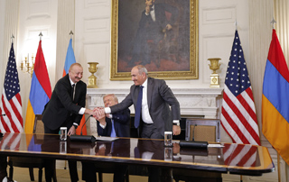 Déclaration du Premier ministre Nikol Pashinyan lors de la rencontre tripartite avec Donald Trump et Ilham Aliyev