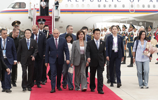 Le Premier ministre arménien est arrivé en République populaire de Chine pour une visite de travail