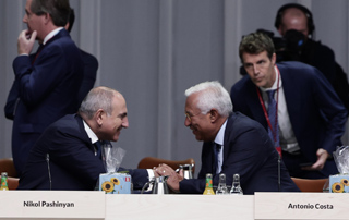 Le Premier ministre a eu de brèves rencontres avec ses homologues étrangers