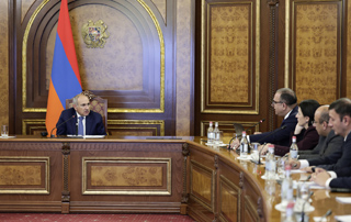 Վարչապետի գլխավորությամբ քննարկվել է փոքրաքանակ դպրոցների վերակազմակերպման ծրագիրը