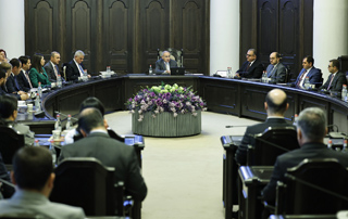 Patients aged 0-18 to be provided with continuous blood glucose monitoring systems