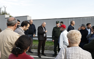 Le Premier ministre a visité Kirants avec les membres du Conseil public