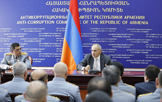 Premier ministre : la volonté politique du Gouvernement dans la lutte contre la corruption n’a pas diminué et ne diminuera pas