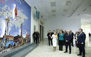 Prime Minister Pashinyan visits National Museum of Kazakhstan