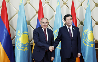 Une rencontre a eu lieu entre le Premier ministre de l’Arménie et le président du Majilis du Parlement du Kazakhstan