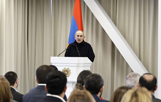 Armenia’s state interest is economic development: Prime Minister participates in the second workshop titled “Improving the business environment through dialogue”