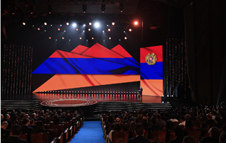 We must pay more and more attention to the role and capabilities of the individual: The Prime Minister attends the &ldquo;Hero of Our Times&rdquo; award ceremony