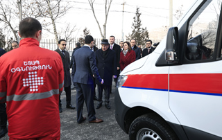 
Des programmes de modernisation et de renforcement de l&rsquo;&eacute;quipement technique ont &eacute;t&eacute; mis en &oelig;uvre au service d&rsquo;ambulance d&rsquo;Erevan

