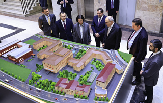 The Prime Minister familiarizes himself with the activities of the new supercomputer center at YSU