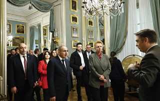 Le Premier ministre a visit&eacute; le Palais royal de Varsovie